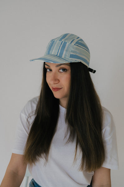 Gorra Cinco Paneles Rayas azul
