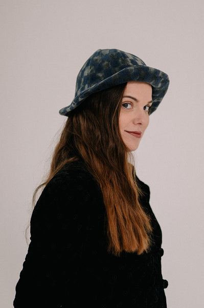 Gorro bucket Blossom Gris