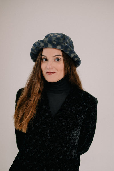 Gorro bucket Blossom Gris